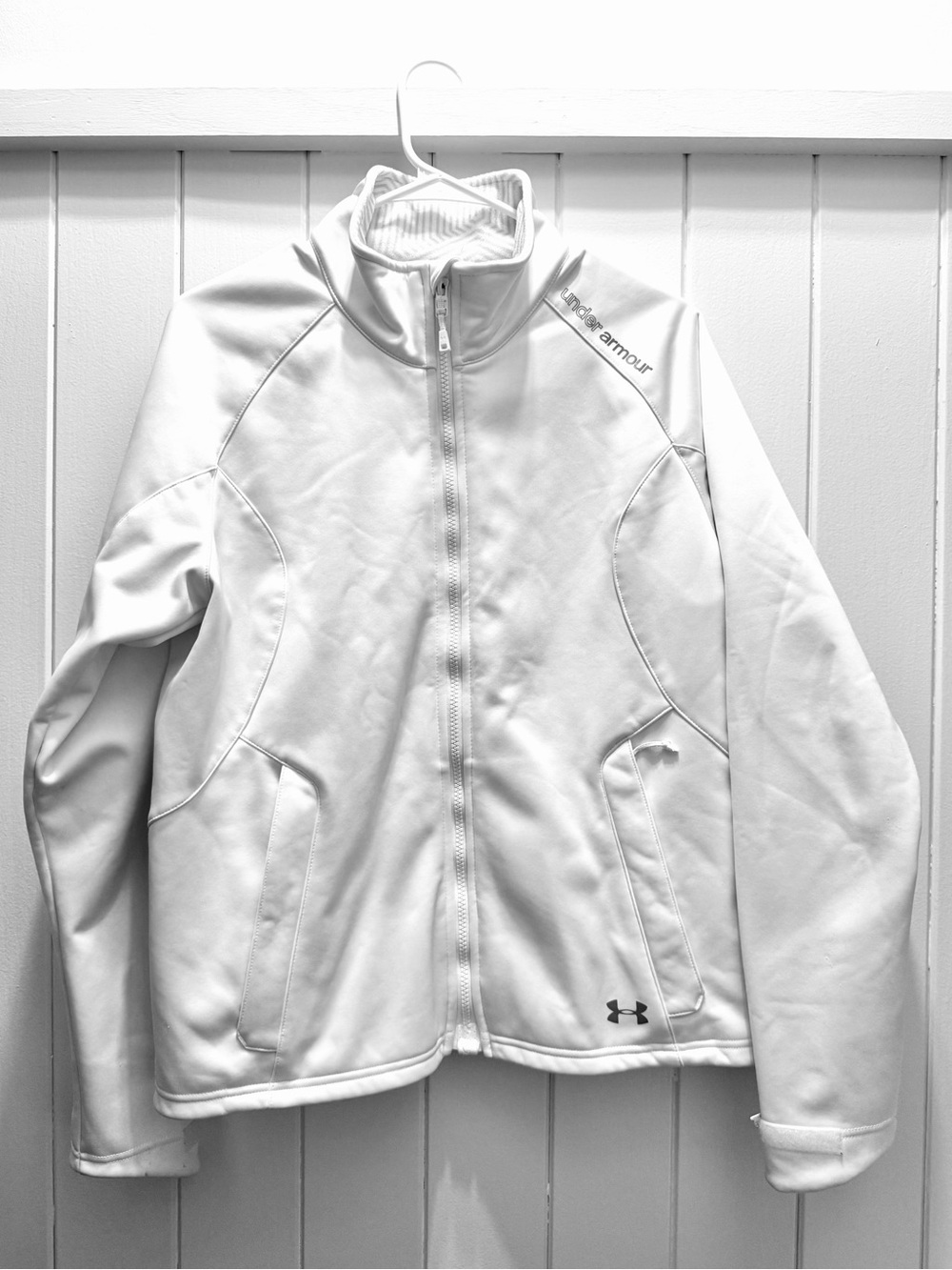 Under Armour Women’s Off-White Full-Zip Bomber Jacket